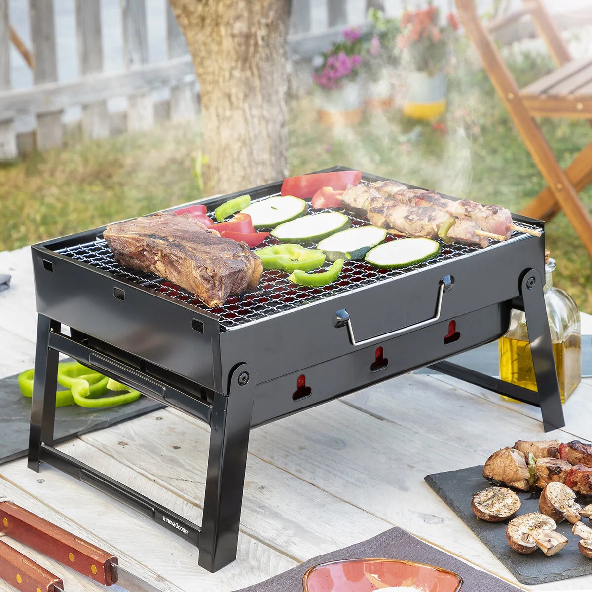 Photo fournisseur du barbecue pliable BearBQ à charbon